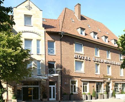 Hotel Restaurant Uberwasserhof Munster  Buitenkant foto